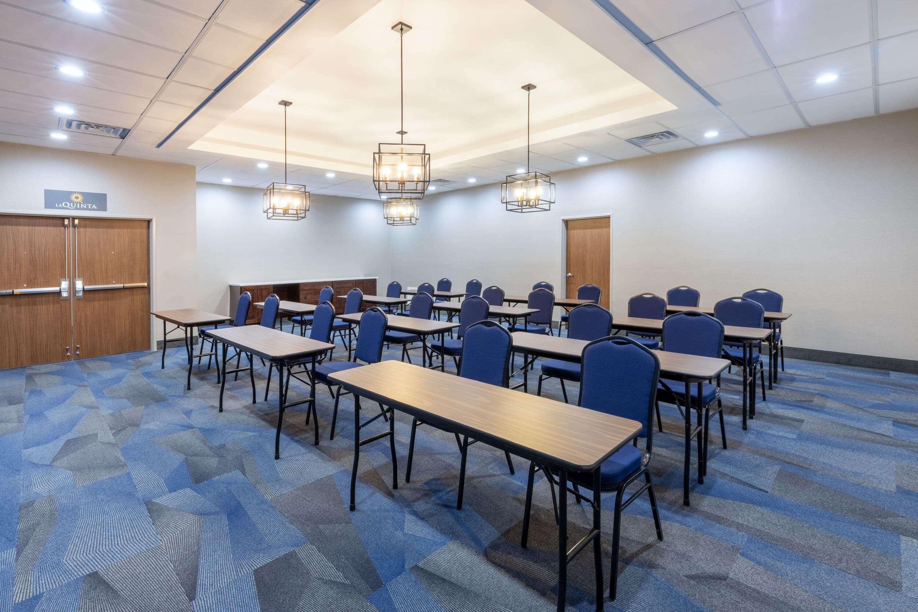 La Quinta Inn & Suites By Wyndham Dallas - Frisco Stadium ภายนอก รูปภาพ